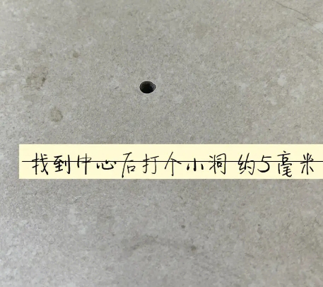 朝天瓷砖空鼓维修公司专业解答在瓷砖铺贴过程中，如果砂料搅拌不均匀，将会带来以下问题